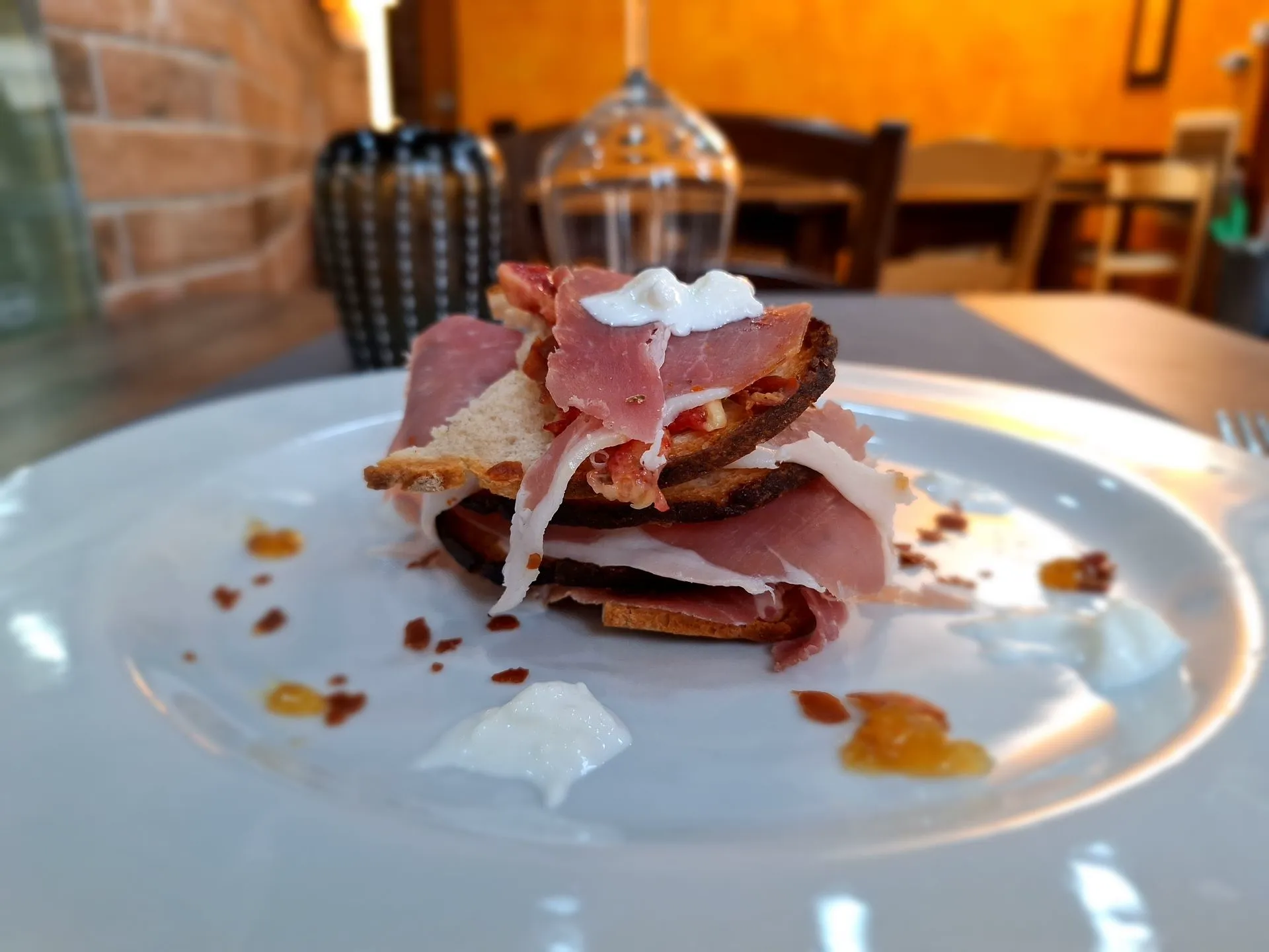 Cucina tipica romana alla Fraschetta di Ferrara